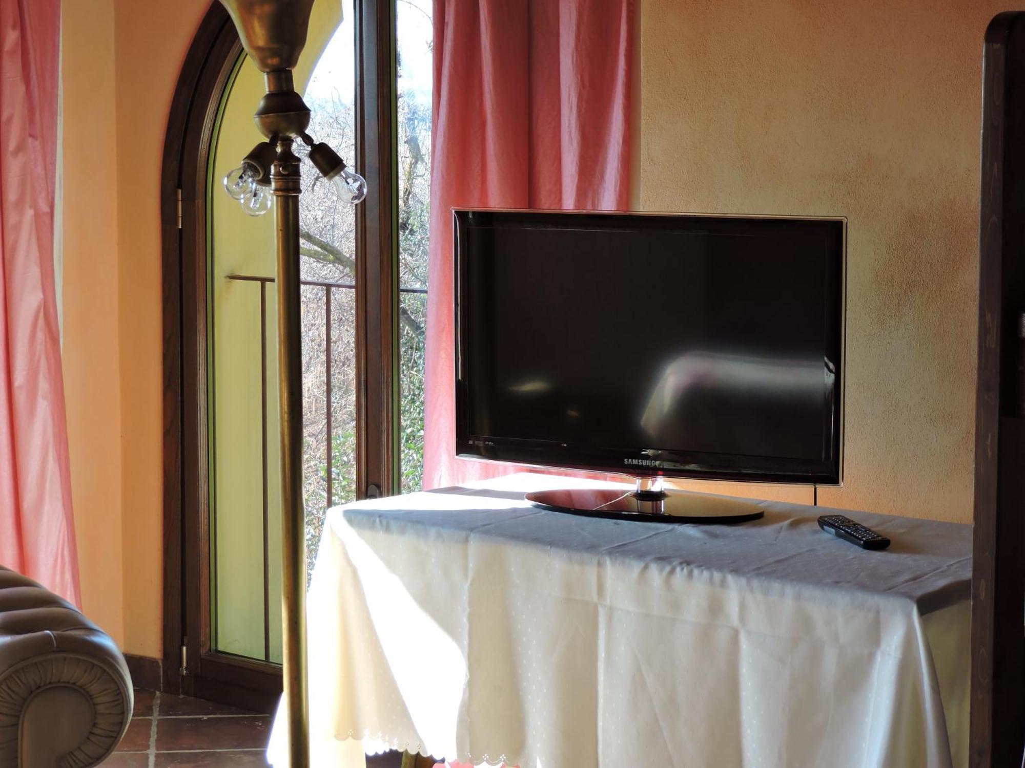 Casale Fedele Family Relax B&B Vicino Al Borgo รอนชิโญเน ภายนอก รูปภาพ